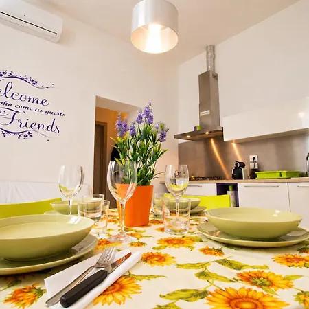 Appartement Bronzino 53 - With Free Private Parking
