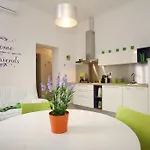 Apartamento Bronzino 53 - With Free Private Parking
