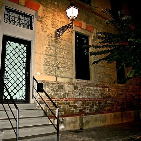 Apartment Bronzino 53