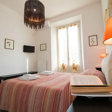 Bronzino 53 Apartment Florence